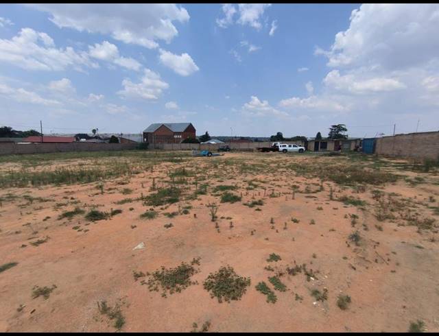 LAND PROPERTY TO RENT IN BOLTONIA